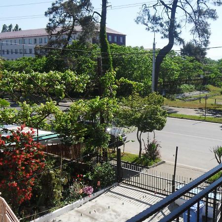 Guest House Nika 科布列季 外观 照片