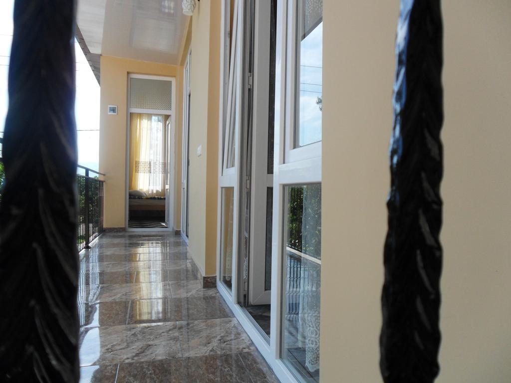 Guest House Nika 科布列季 外观 照片