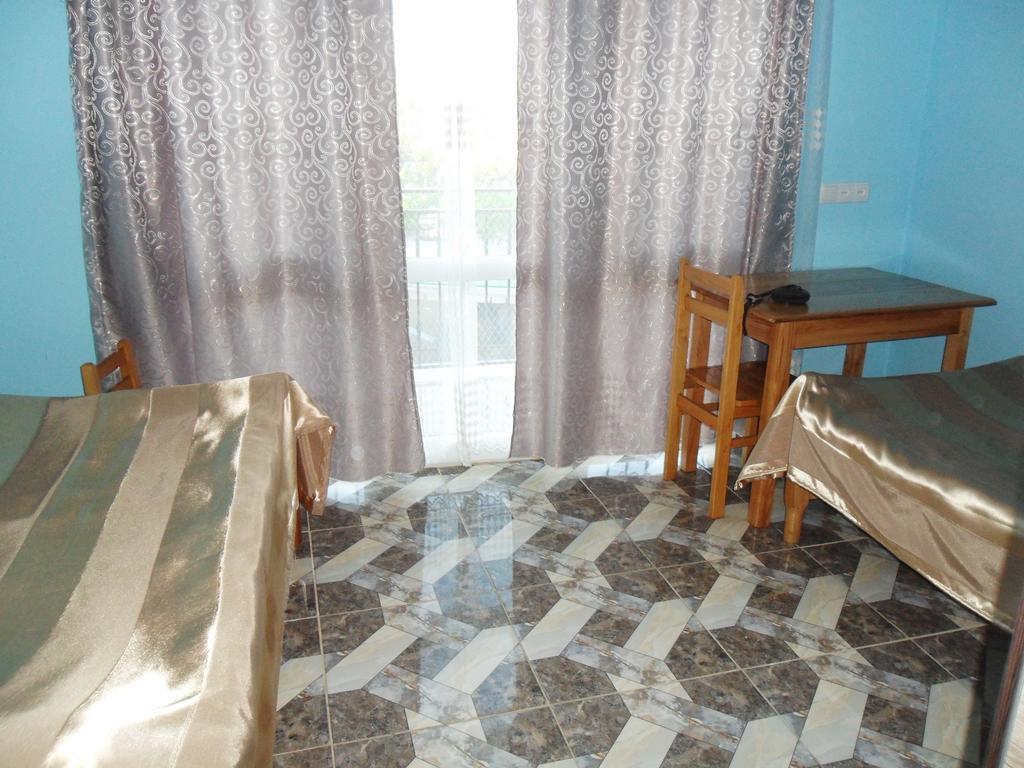 Guest House Nika 科布列季 外观 照片