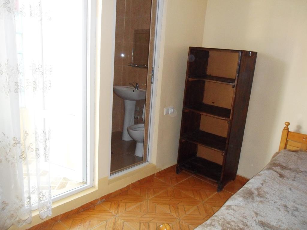 Guest House Nika 科布列季 外观 照片