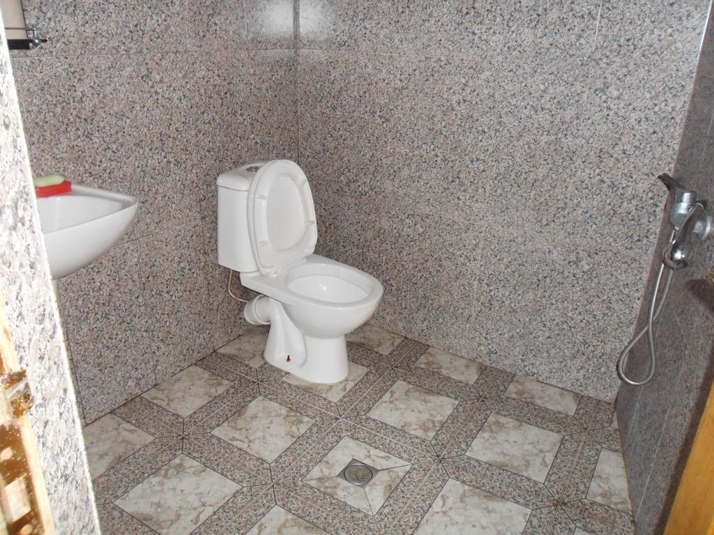 Guest House Nika 科布列季 外观 照片