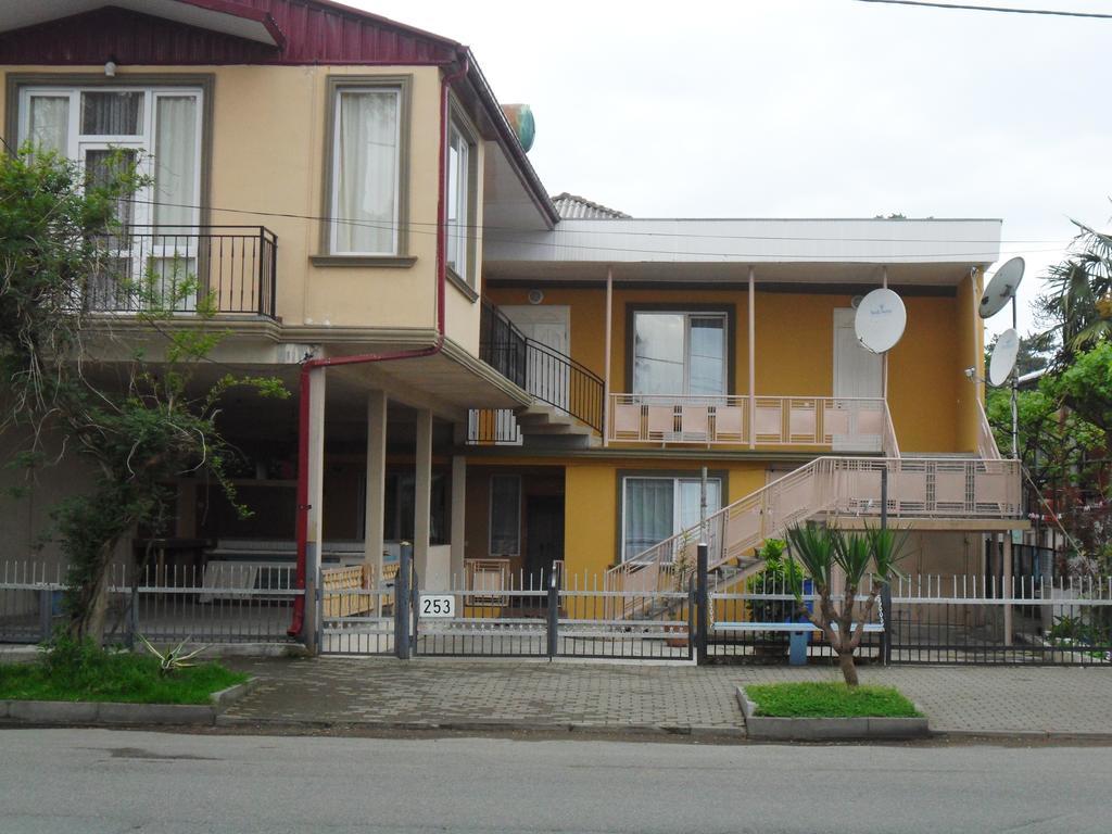 Guest House Nika 科布列季 外观 照片