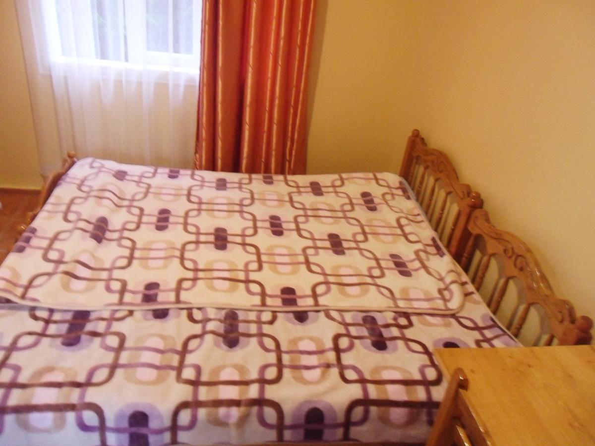 Guest House Nika 科布列季 外观 照片